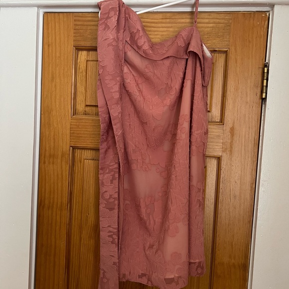 Elliatt Maria dress from Revolve - Picture 6 of 8